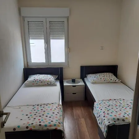 Apartman Mery Apartament *